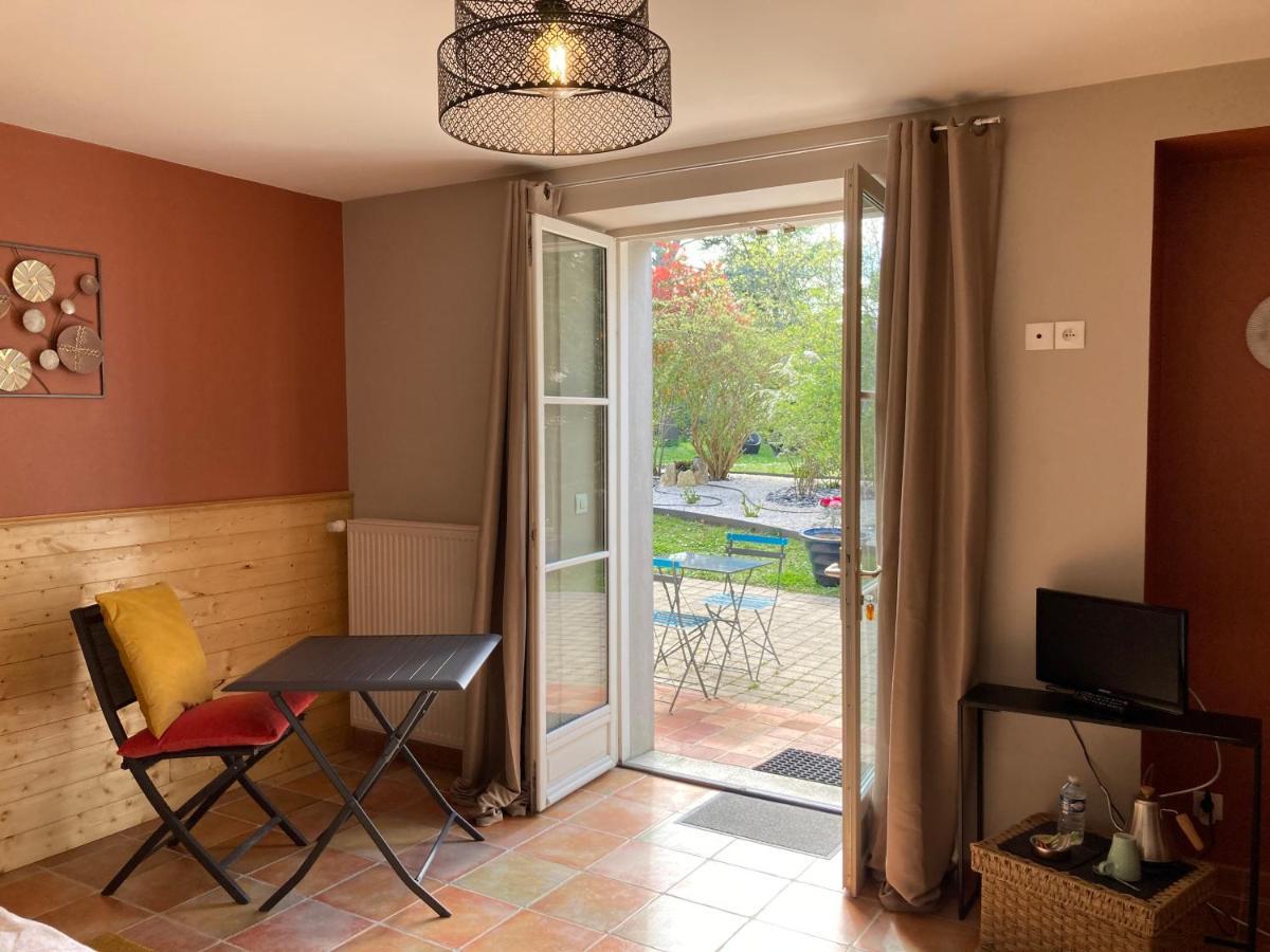 Le Chai De La Rose Spa Et Seances Bien Etre Doué-la-Fontaine Exteriör bild