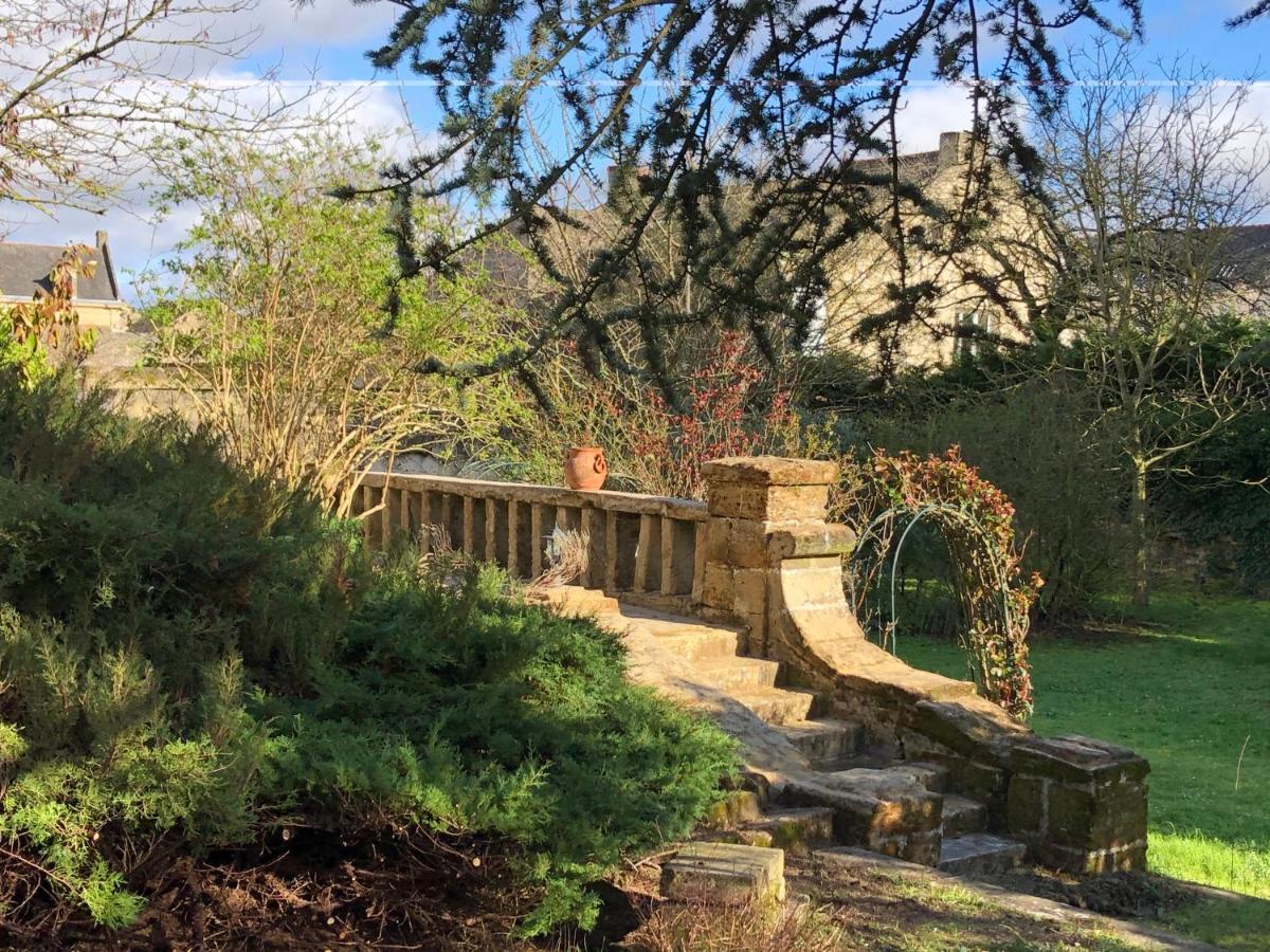 Le Chai De La Rose Spa Et Seances Bien Etre Doué-la-Fontaine Exteriör bild
